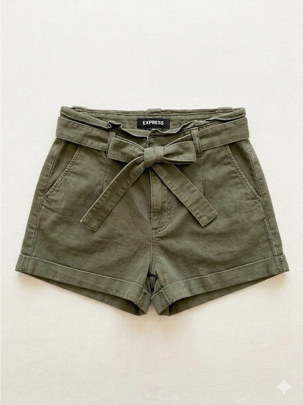 320. Express High-Waisted Olive Green Utility Shorts with Tie Belt – Size 16
